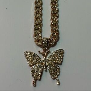 🦋Christian siriano Butterfly Pendant & Chain